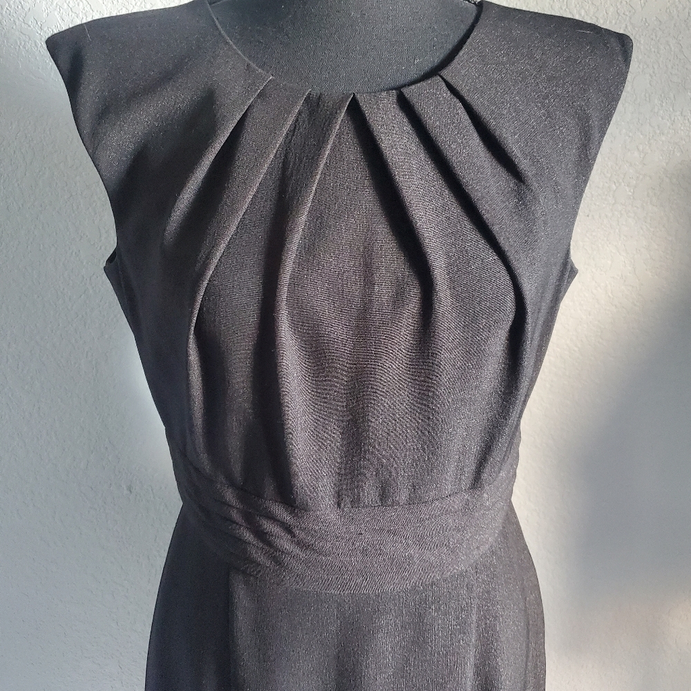 Tahari ASL Sleeveless Sheath Dress Pleated Round Neck Black Women's Size 4 - Picture 4 of 9